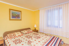  Rooms Lilic with Bath and Kitchen  Улцинь